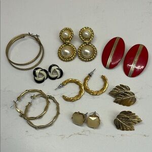 Vintage gold retro earring lot